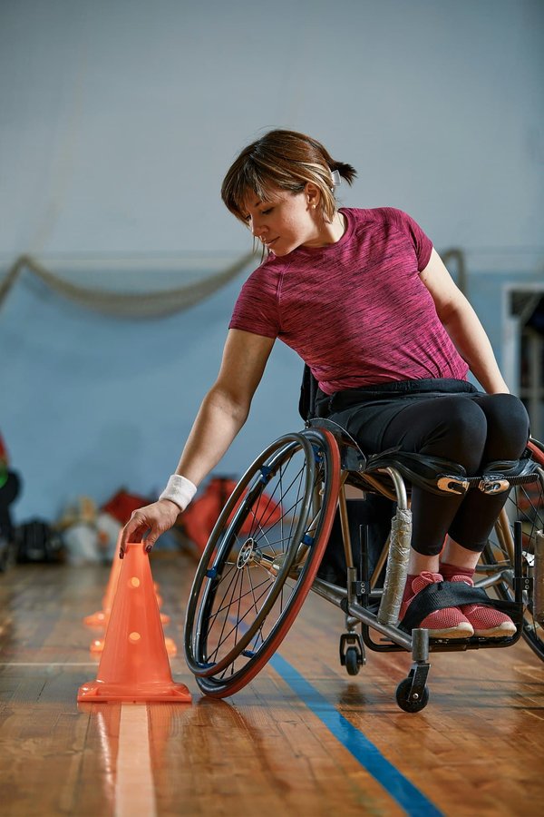 Comment organiser une compétition amicale de cinéma maison avec des films réalisés par les habitants?