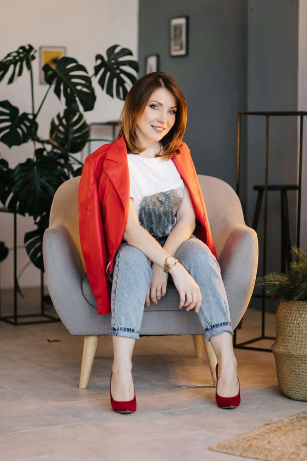 Chaussures pour femme : quelle paire porter avec un jean taille haute ?